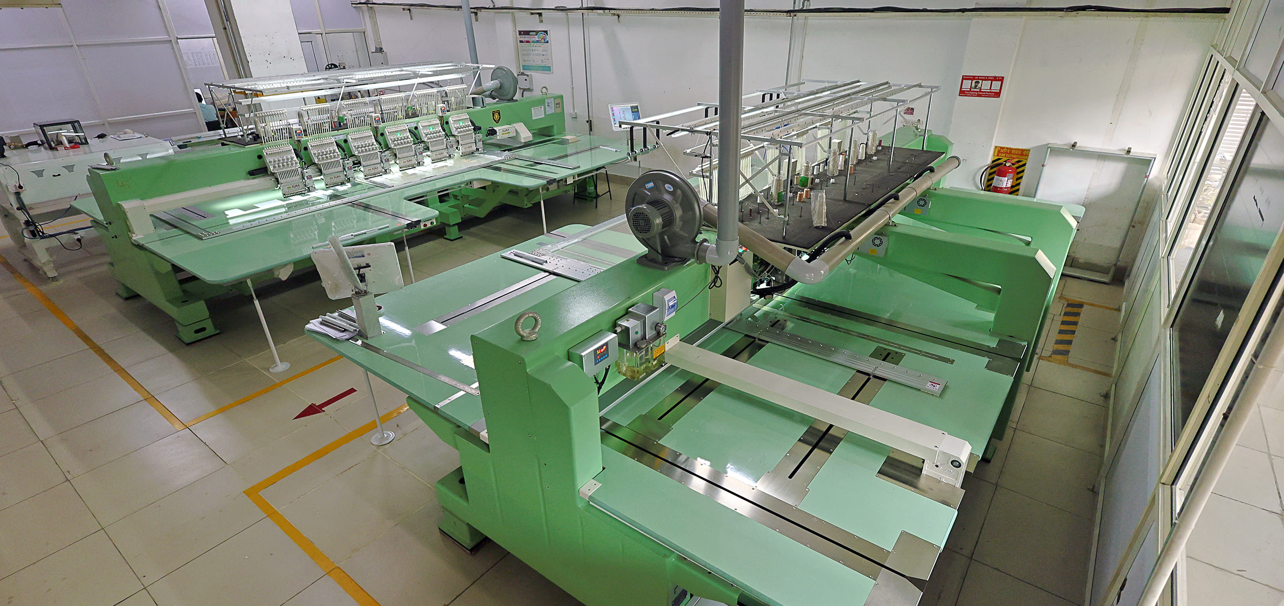  Design & Sampling Embroidery Studio 